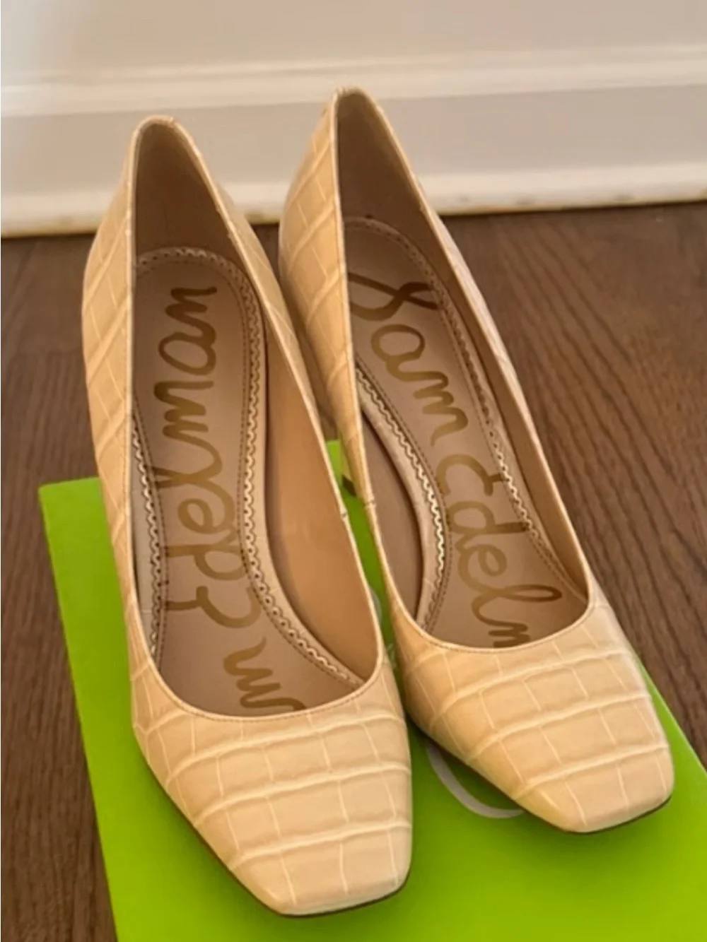 Sam Edelman Cream Croc-Embossed Pointed Pumps